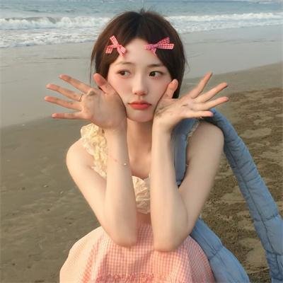 劳拉·马尔斯的眼睛